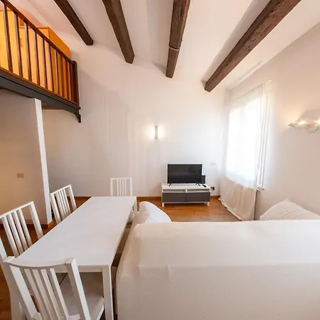 Domus San Vitale